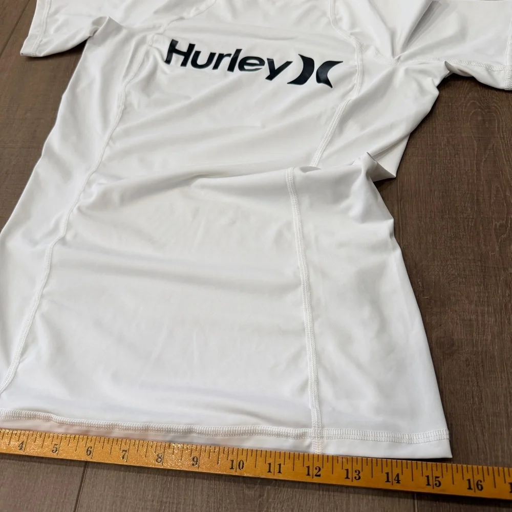 Hurley White Rashguard Short Sleeve‎ Women M UPF 50+ Beach Resort Cruise Boating - Picture 7 of 8